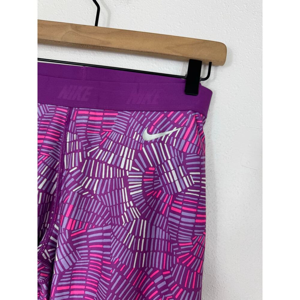 Nike Dri-FIT Purple Patterned Capri Leggings Size M - Picture 2 of 5